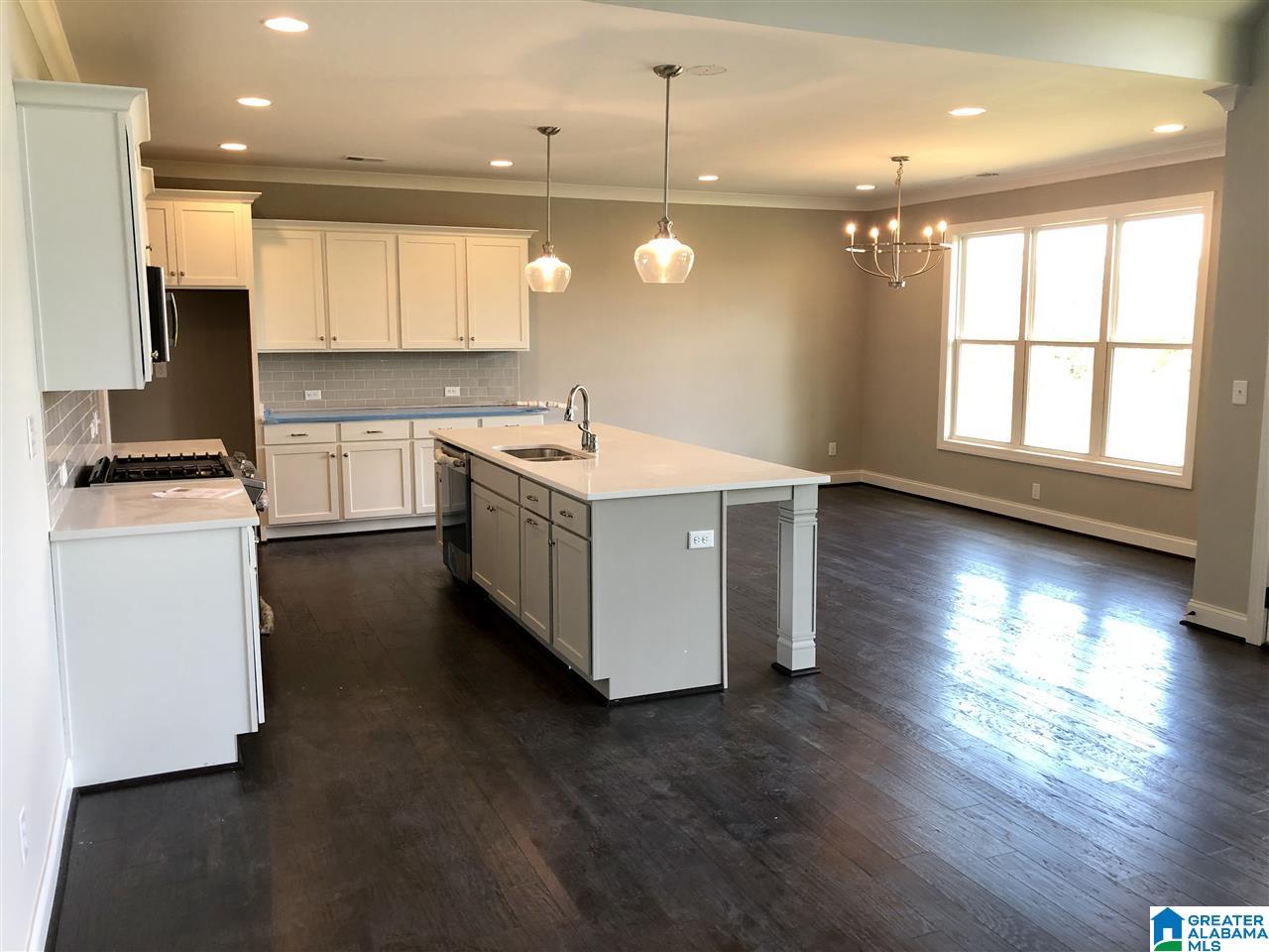 419 Oxford Way Pelham, AL 35124 - Photo 4 of 17