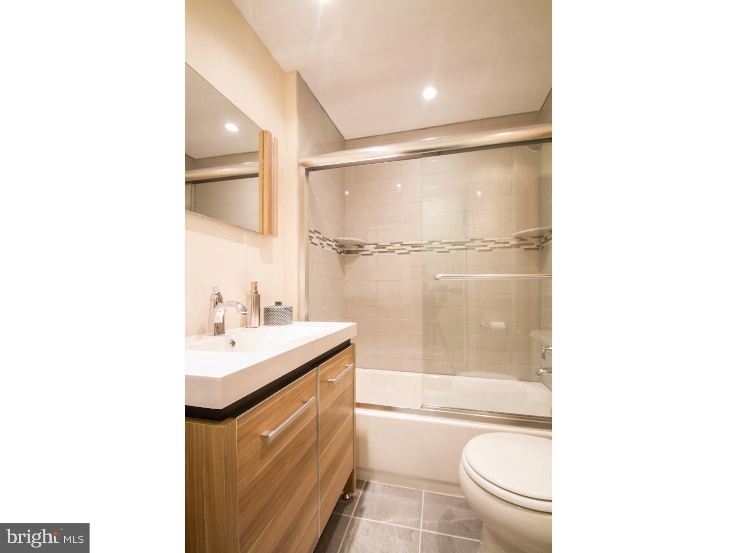 348 Tree Street Philadelphia, PA 19148 - Photo 20 of 25 Gallery Image 20