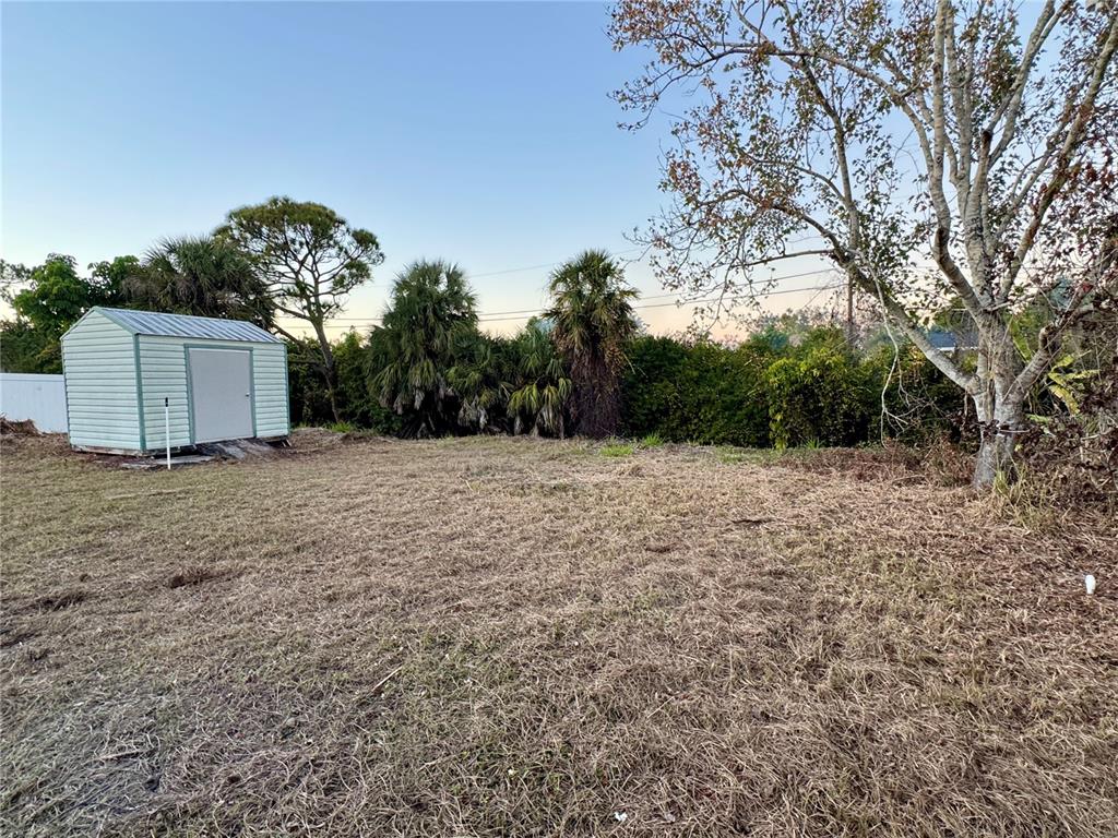 1008 Duquesne Road Venice, FL 34293 - Photo 16 of 18