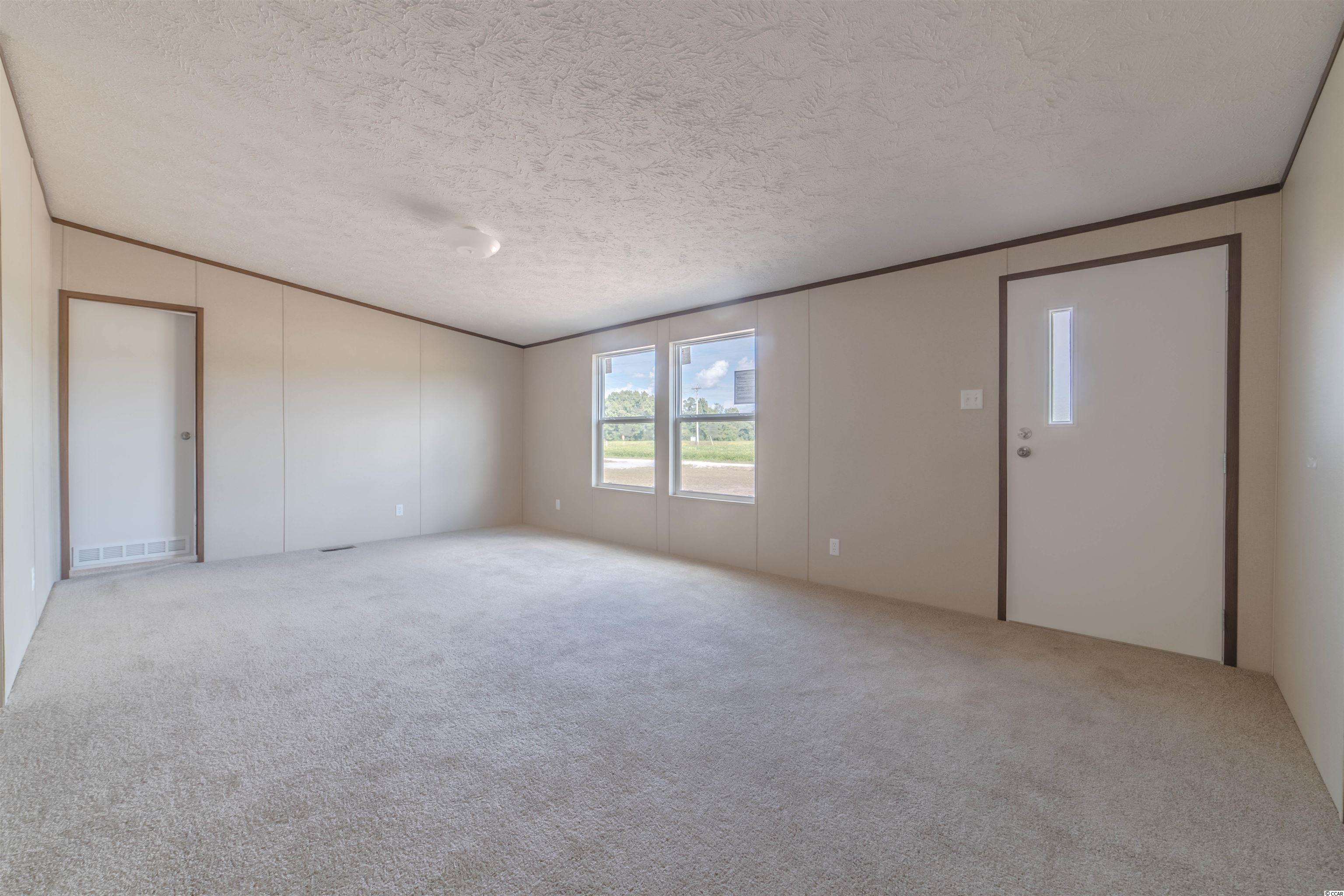 1114 Amanda Lane Loris, SC 29569 - Photo 9 of 20 Gallery Image 9