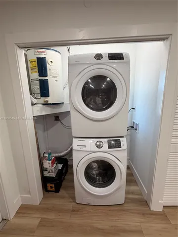 a view of washer and dryer in a utility room