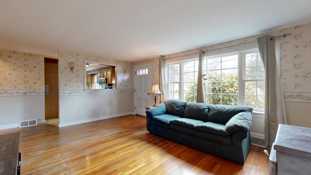 42 Carr Road Marshfield, MA 02050 - Photo 2 of 42