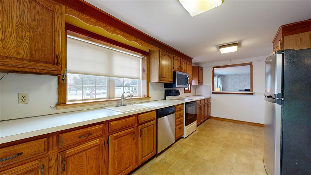 42 Carr Road Marshfield, MA 02050 - Photo 4 of 42