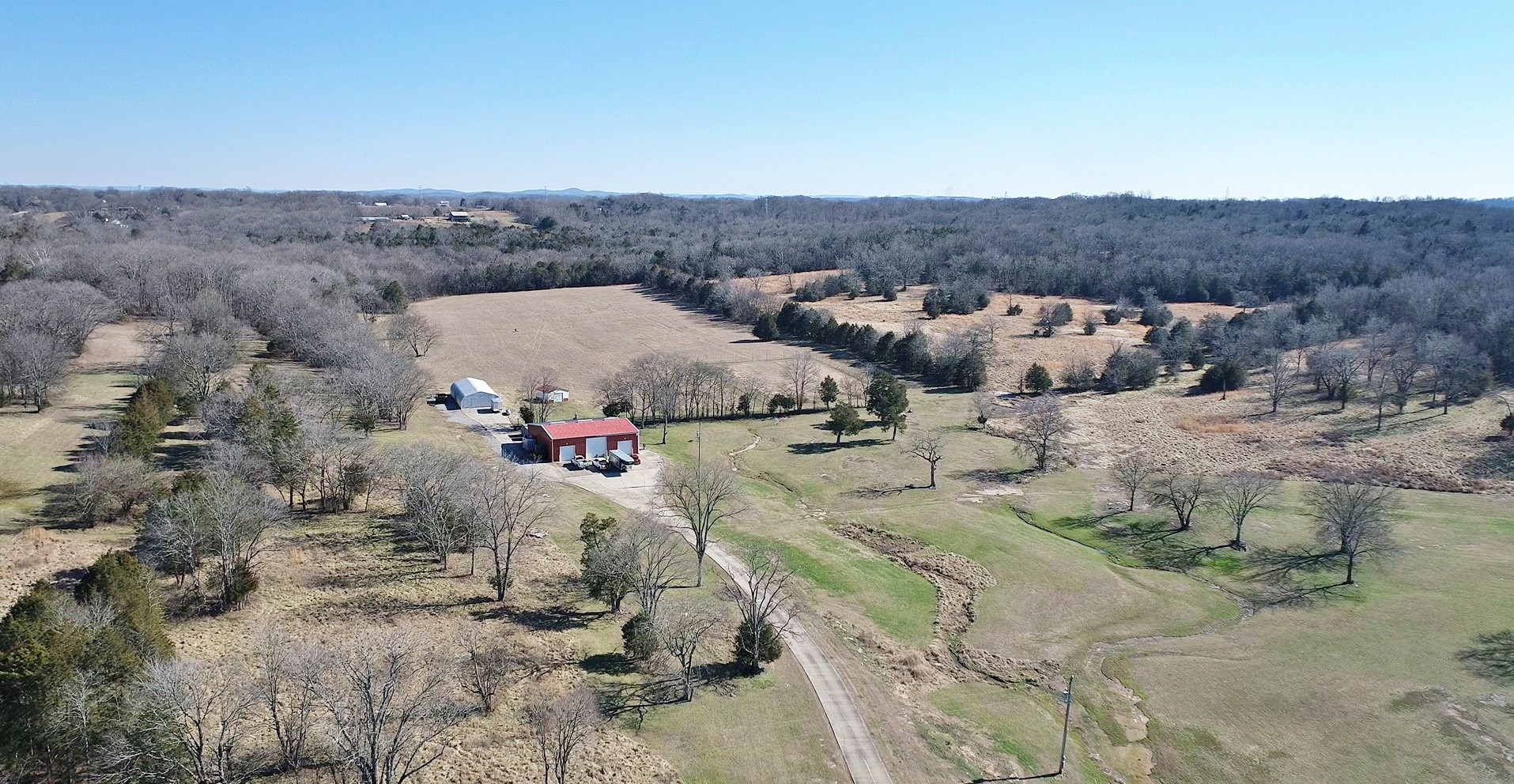 635 East Robertson Road Castalian Springs, TN 37031 - Photo 2 of 69 Gallery Image 2