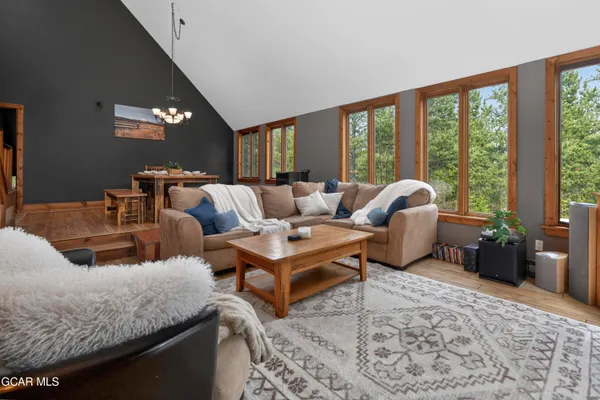 $998,000 | 156 Gcr 410, Granby, CO 80446