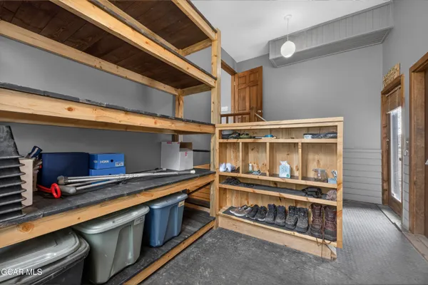 $998,000 | 156 Gcr 410, Granby, CO 80446