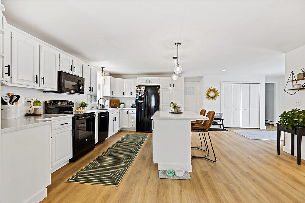 816 Riverside Drive Augusta, ME 04330 - Photo 14 of 73 22_BP5A7868_DxO_mls