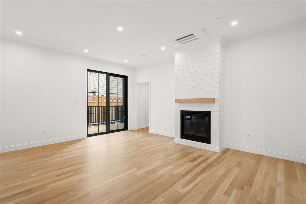 27 Shepard Street, Unit 3 Boston, MA 02135 - Photo 11 of 33