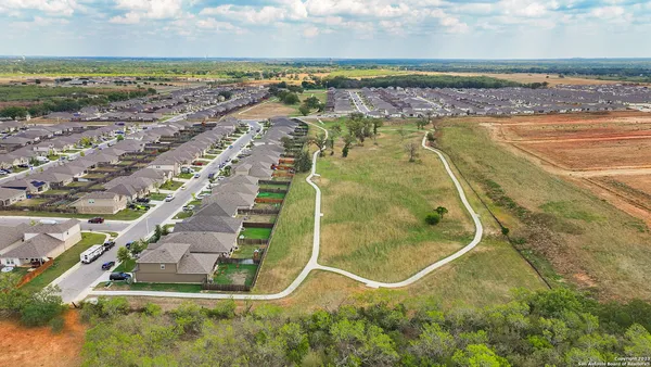 $1,995 | 801 Cinnamon Teal, Seguin, TX 78155