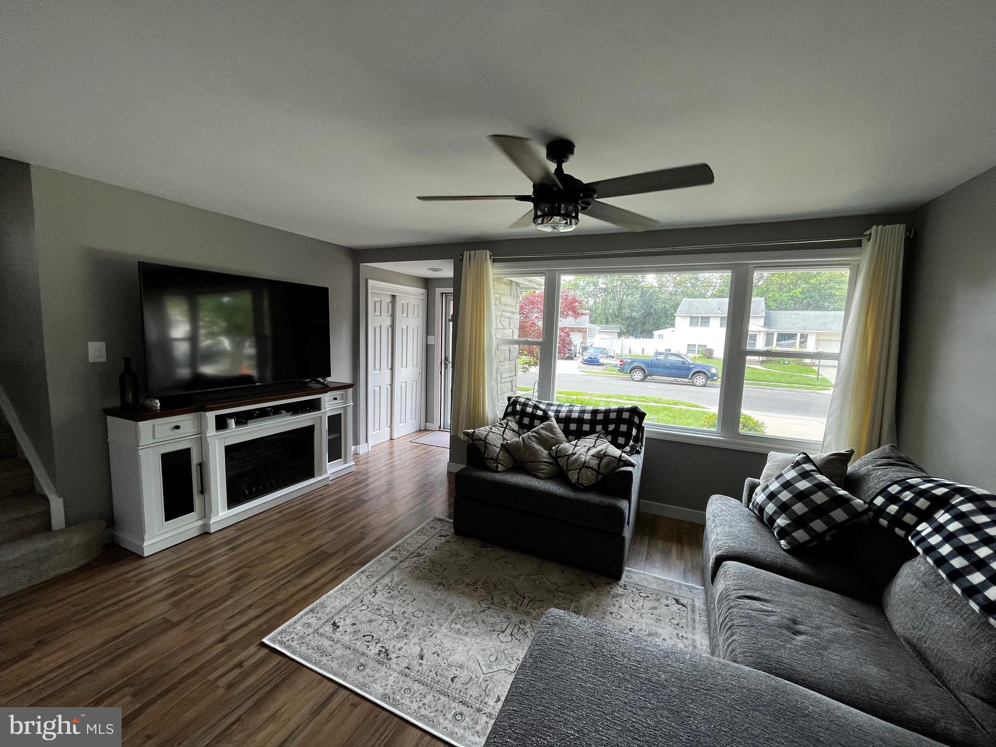 429 Baylor Road Wenonah, NJ 08090 - Photo 15 of 20 living room