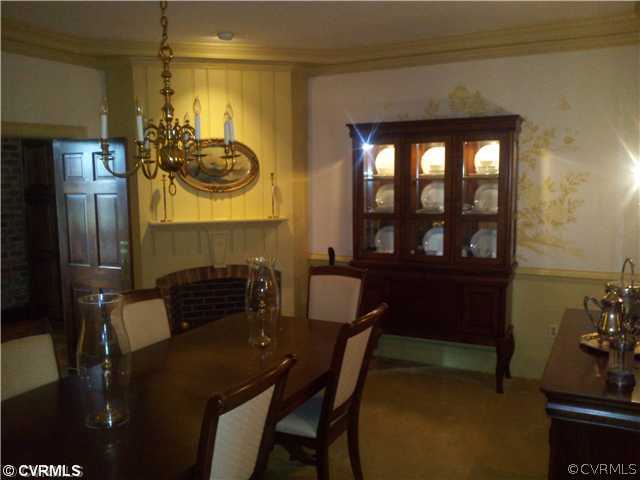 12107 Blossom Point Road Chester, VA 23831 - Photo 3 of 6 Dining Room