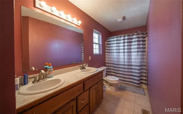 $225,000 | 13458 Toffee Lane, St. Robert, MO 65584