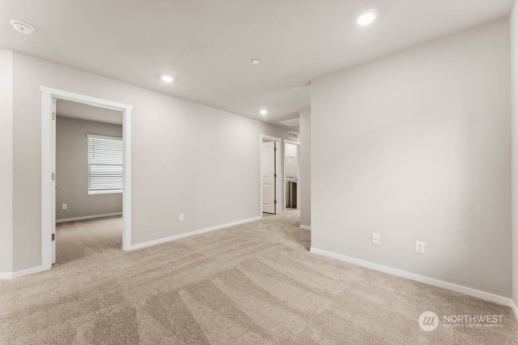 4229 Pronghorn Place, Unit 20 Bremerton, WA 98310 - Photo 4 of 21 a view of an empty room