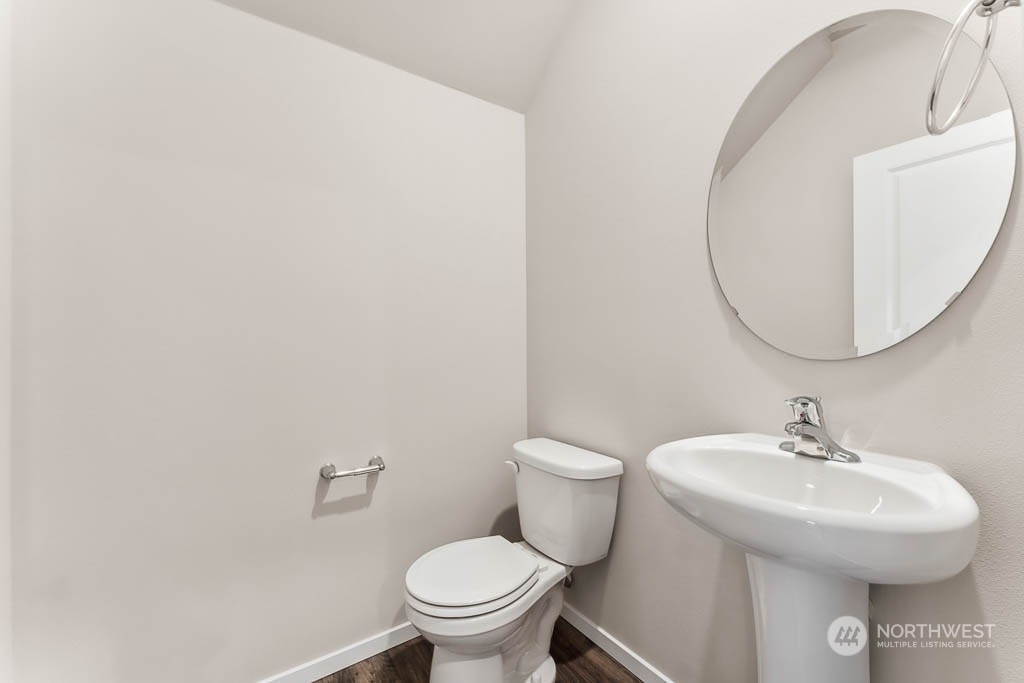 4229 Pronghorn Place, Unit 20 Bremerton, WA 98310 - Photo 8 of 21 a bathroom with a sink and a mirror