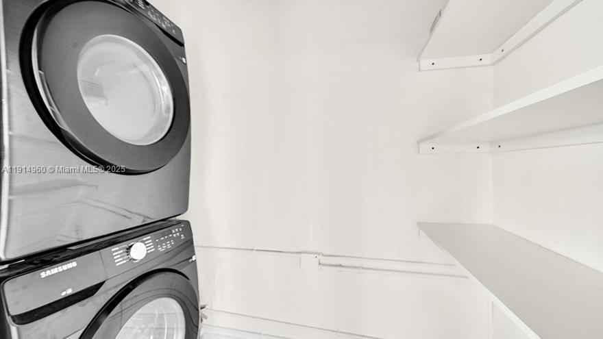 3764 Southwest 27th Lane, Unit 3762 Miami, FL 33134 - Photo 8 of 31 a utility room with dryer and washer