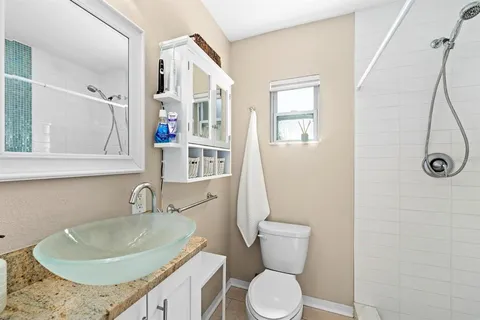 $425,000 | 2990 37th Street North, St. Petersburg, FL 33713