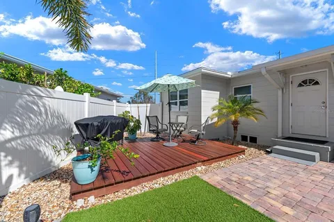 $425,000 | 2990 37th Street North, St. Petersburg, FL 33713