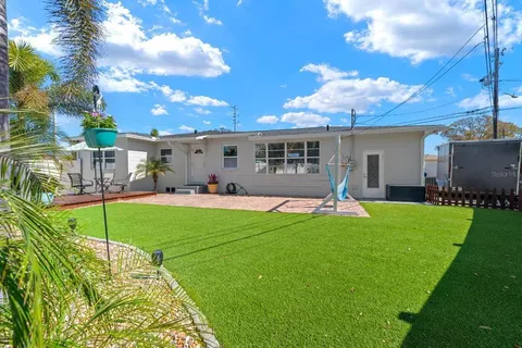 $425,000 | 2990 37th Street North, St. Petersburg, FL 33713