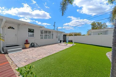 $425,000 | 2990 37th Street North, St. Petersburg, FL 33713