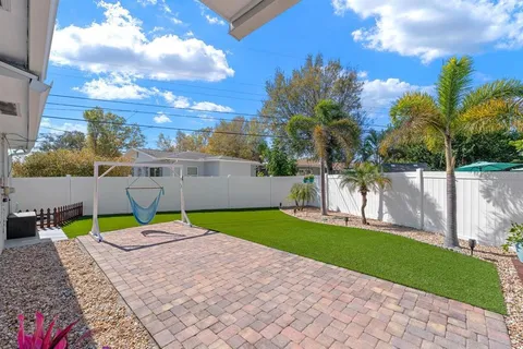 $425,000 | 2990 37th Street North, St. Petersburg, FL 33713