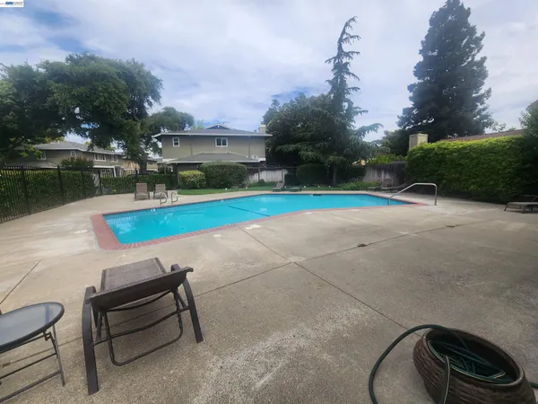 $2,925 | 7596 Silvertree Lane, Dublin, CA 94568