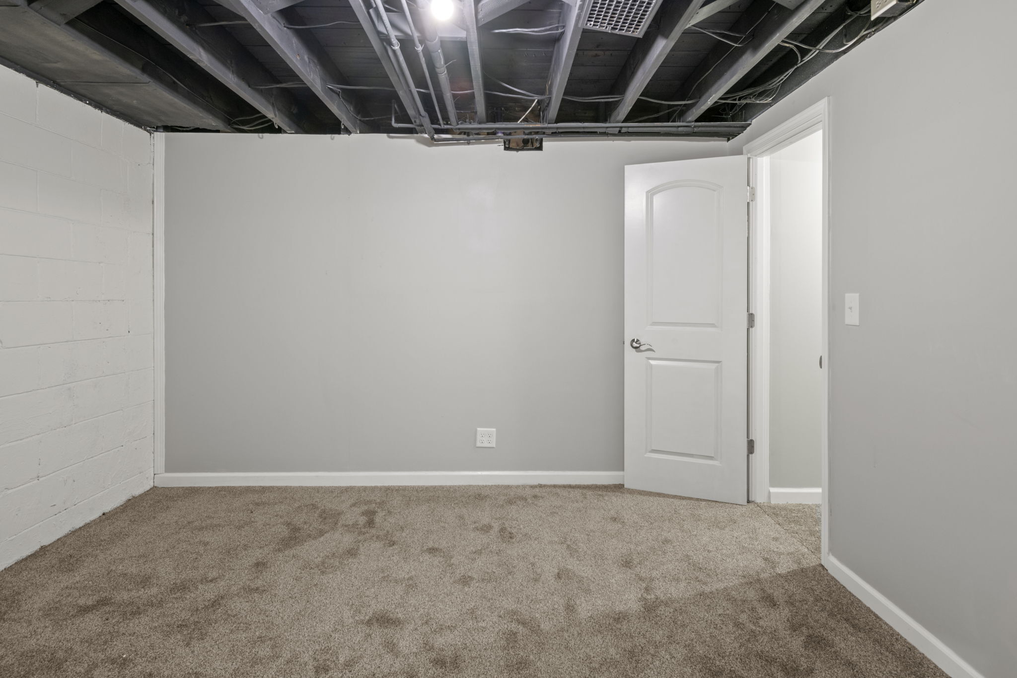 3627 Bluff Road Indianapolis, IN 46217 - Photo 39 of 49 Gallery Image 39
