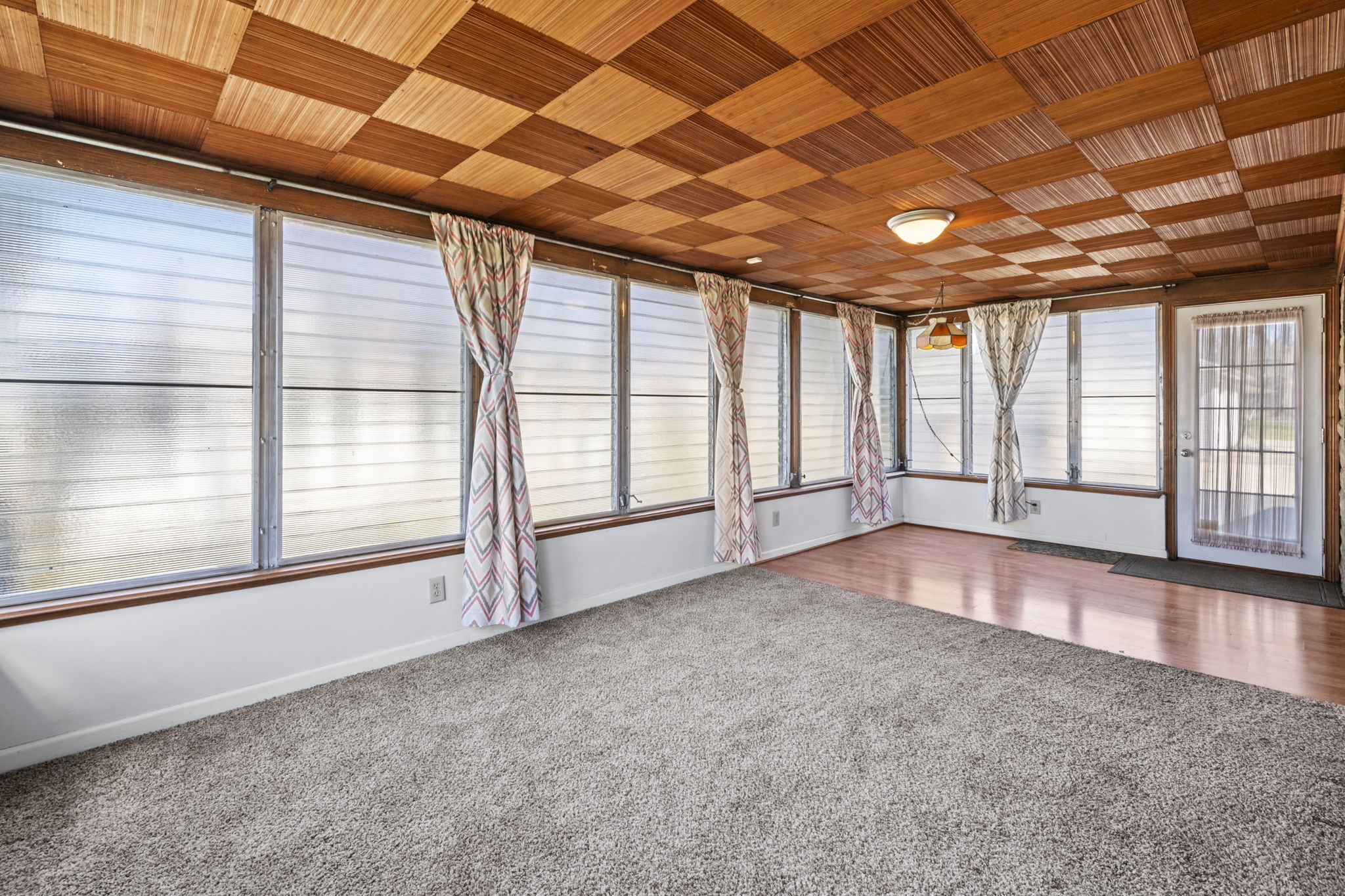 3627 Bluff Road Indianapolis, IN 46217 - Photo 7 of 49 Gallery Image 7