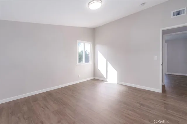 $4,995 | 2391 Westminster Avenue, Costa Mesa, CA 92627