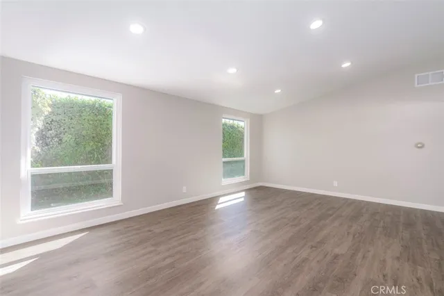 $4,995 | 2391 Westminster Avenue, Costa Mesa, CA 92627