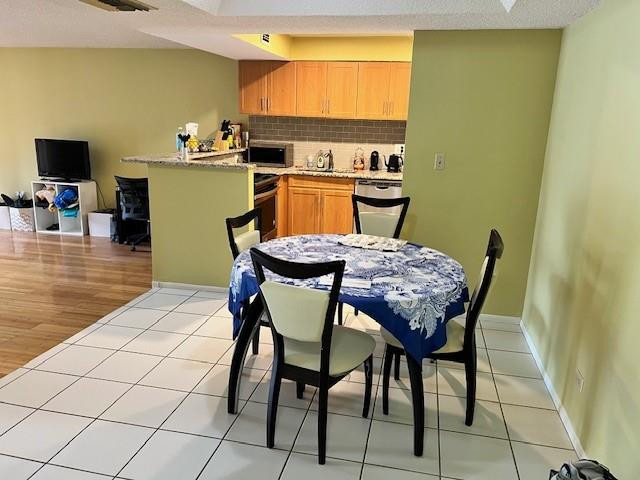 3740 Inverrary Drive, Unit 2U Lauderhill, FL 33319 - Photo 7 of 20 Photo 7