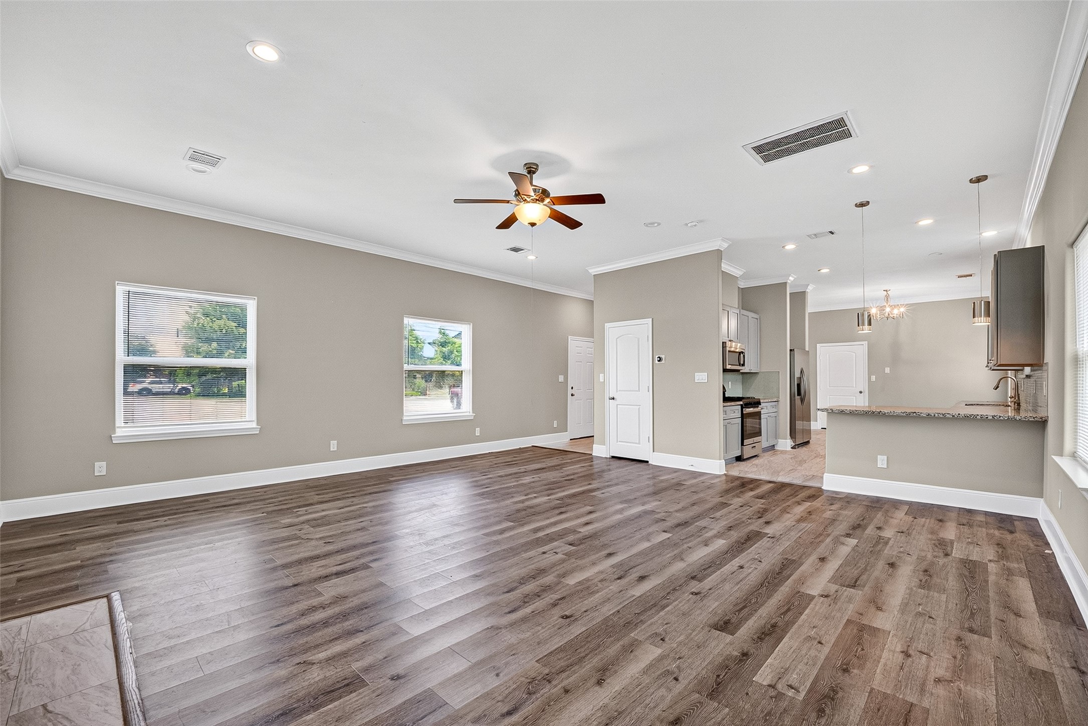 6022 Fite Road Pearland, TX 77584 - Photo 11 of 48