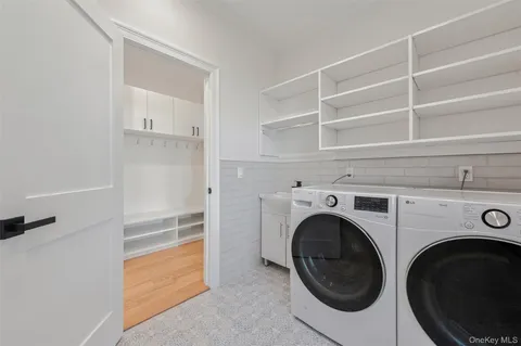 $1,875,000 | 5675 Bridge Lane, Cutchogue, NY 11935