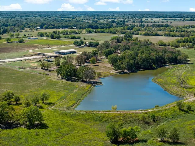$1,175,000 | 15 County Road 1227, Lake Creek, TX 75450