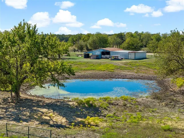 $1,175,000 | 15 County Road 1227, Lake Creek, TX 75450
