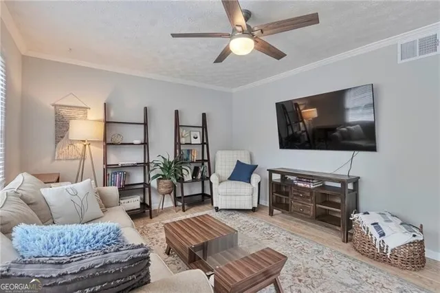 $1,900 | 8 Arpege Way Northwest, Atlanta, GA 30327