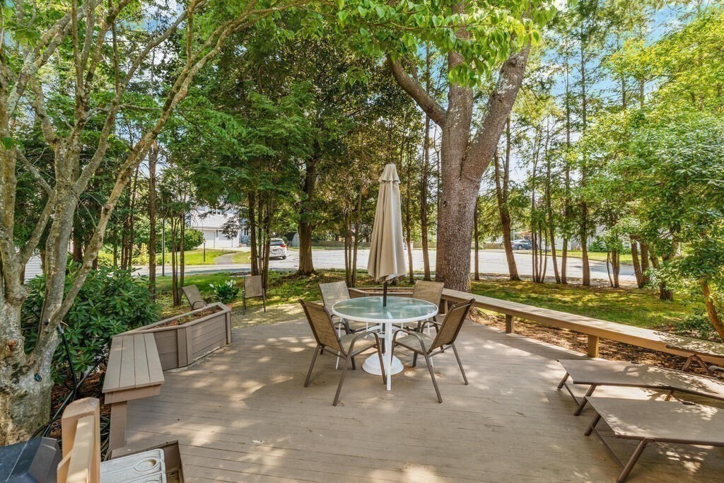 124 Damon Road Needham, MA 02494 - Photo 37 of 42 not sure