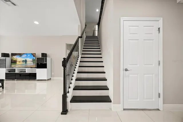 $609,000 | 813 Marsh Reed Drive, Winter Garden, FL 34787