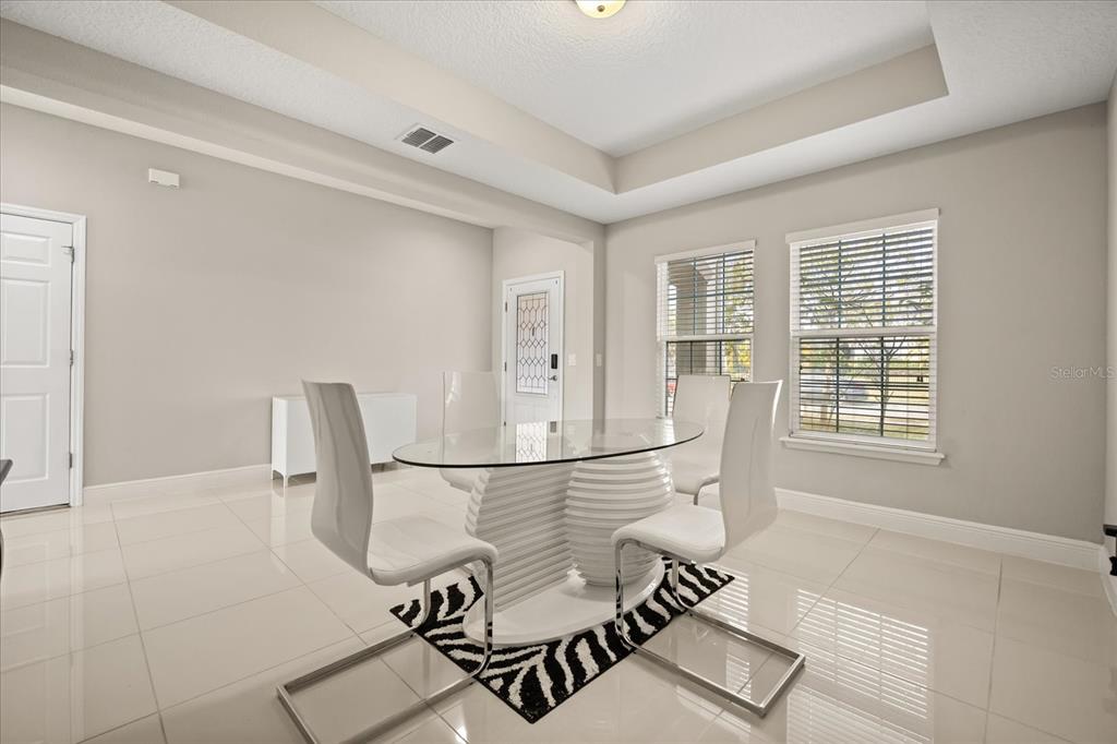 813 Marsh Reed Drive Winter Garden, FL 34787 - Photo 3 of 49