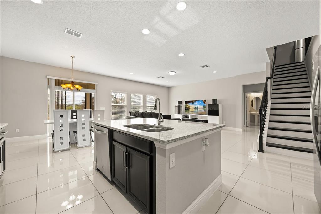 813 Marsh Reed Drive Winter Garden, FL 34787 - Photo 7 of 49