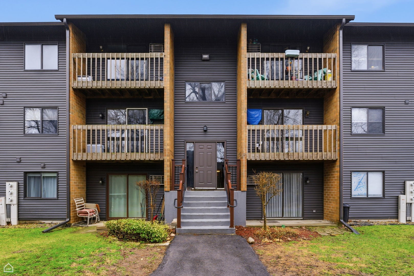 627 South Virginia Road, Unit 112 Crystal Lake, IL 60014 - Photo 1 of 16