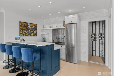 $5,308,000 | 362 Ward Street, Seattle, WA 98109