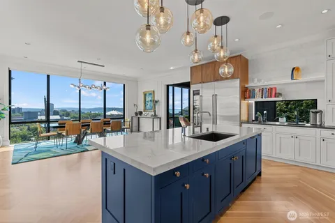 $5,308,000 | 362 Ward Street, Seattle, WA 98109