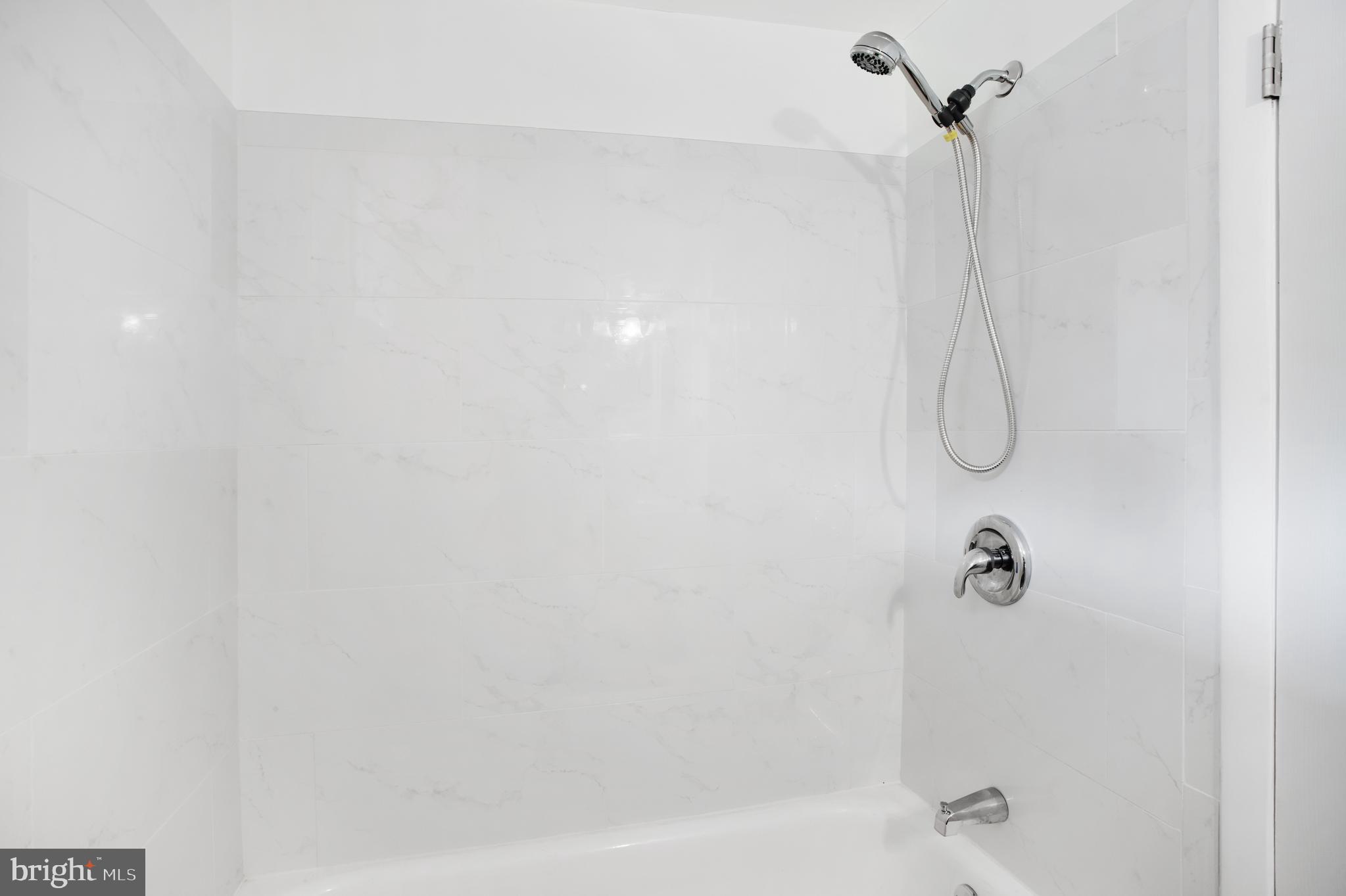 4313 Granby Road Woodbridge, VA 22193 - Photo 36 of 43 Gallery Image 36