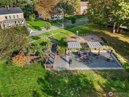 $1,225,000 | 4422 Montana Circle, Seattle, WA 98199