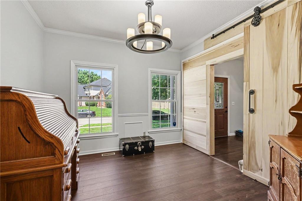 11441 South Rene Street Olathe, KS 66215 - Photo 5 of 40