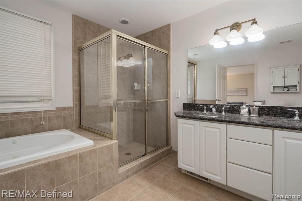 6566 Chatham Circle Rochester Hills, MI 48306 - Photo 34 of 50