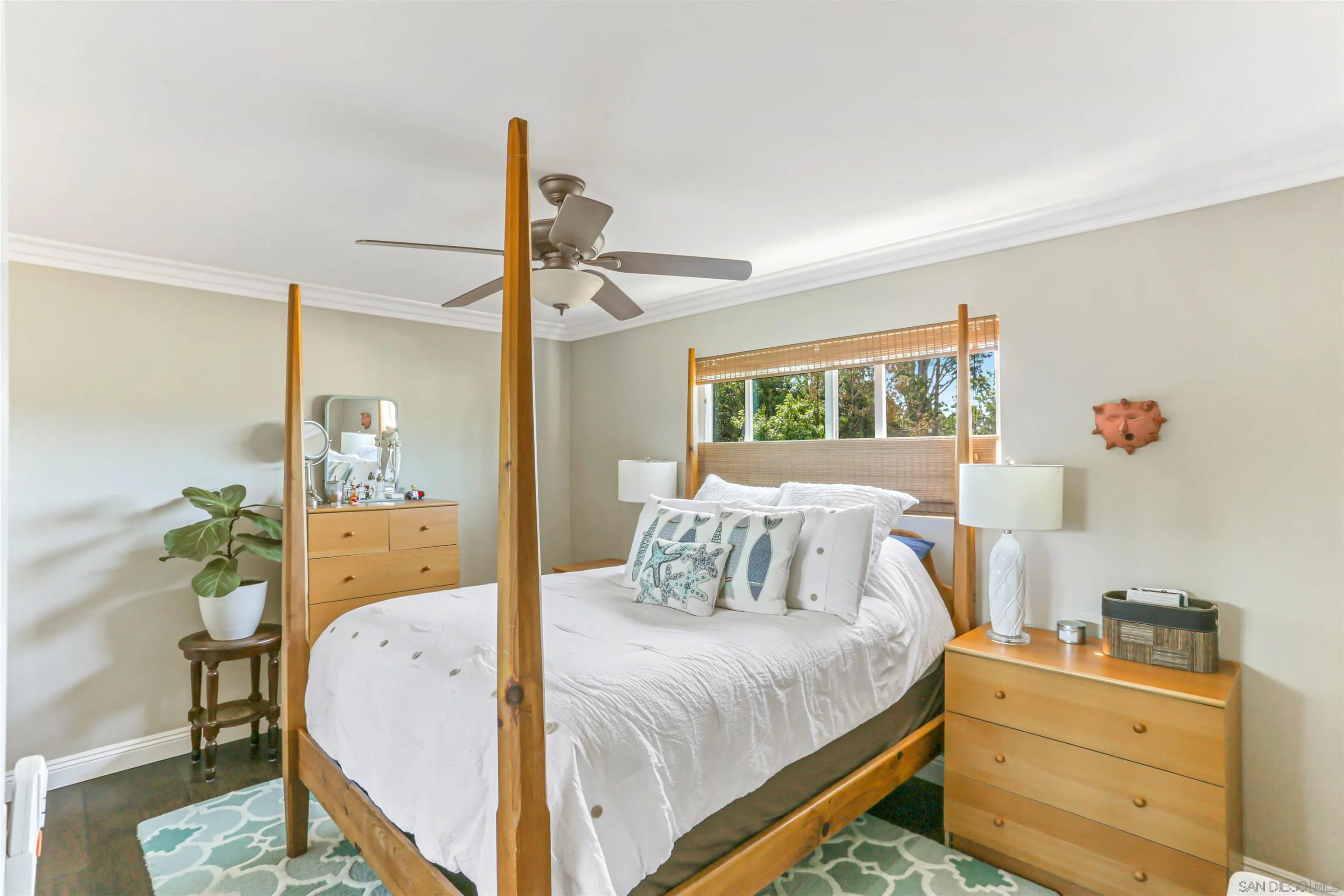 13515 Utopia Road Poway, CA 92064 - Photo 18 of 36 a bedroom with a bed and a dresser