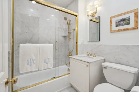 $1,749,000 | 24 West Chestnut Street, Chicago, IL 60610
