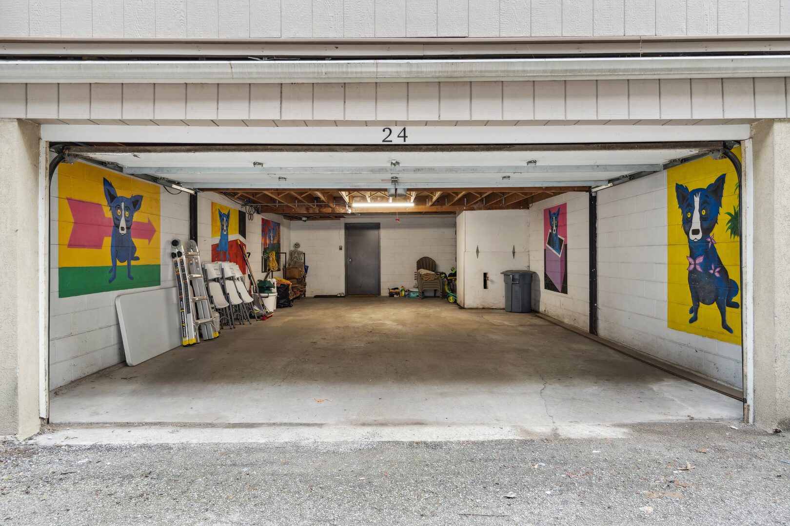 24 West Chestnut Street Chicago, IL 60610 - Photo 36 of 38 a view of parking