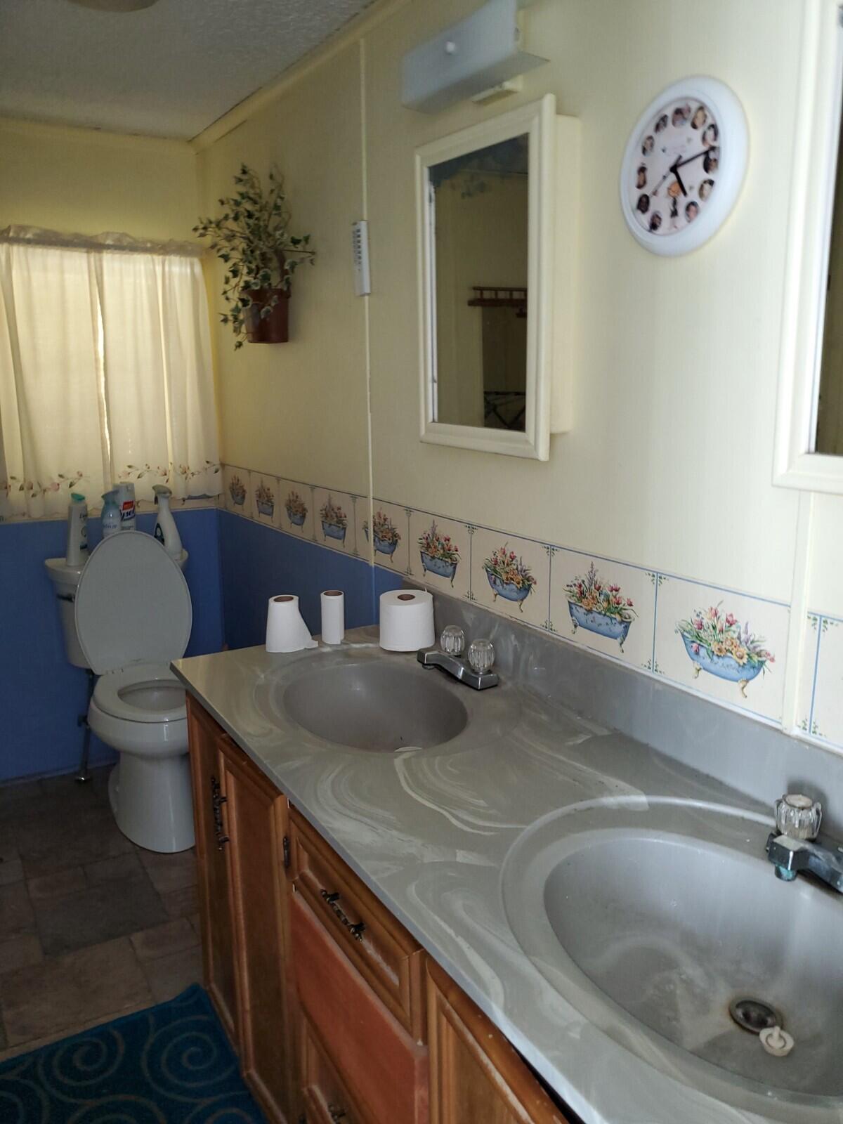 263 Roxbury Road Mexico, ME 04257 - Photo 5 of 12 bath sinks